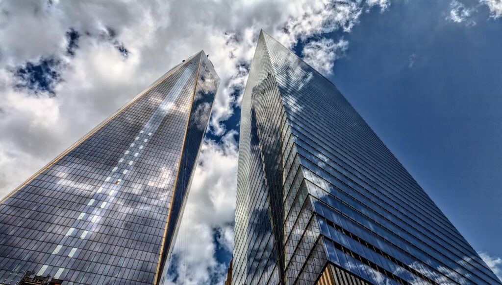 skyscraper, architecture, city, heaven, new york, building, america, manhattan, usa, sightseeing, ny, big apple, nature, clouds, blue, high, glass facade, facade, smooth, modern, window, office building, 1wtc-3094696.jpg